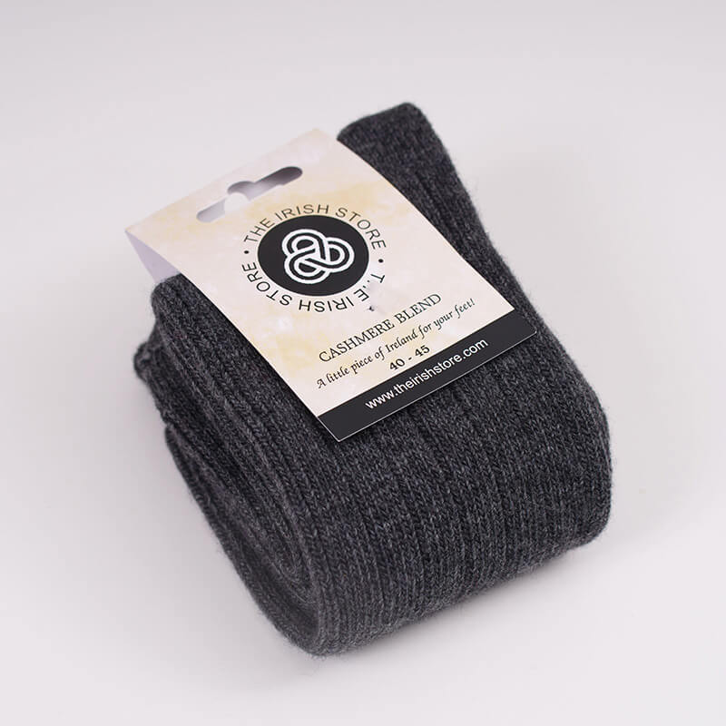 Cashmere Blend Men's Socks - Image 3