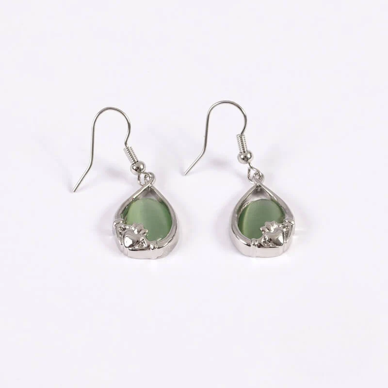 Celtic Cats Eye Claddagh Earrings - Image 3