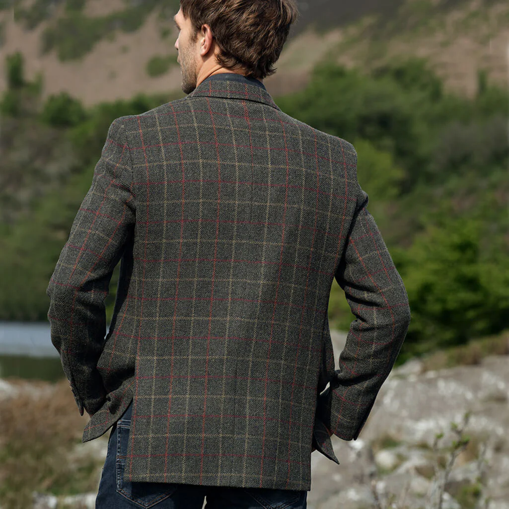 Men's Classic Irish Tweed Plaid Blazer - Image 4