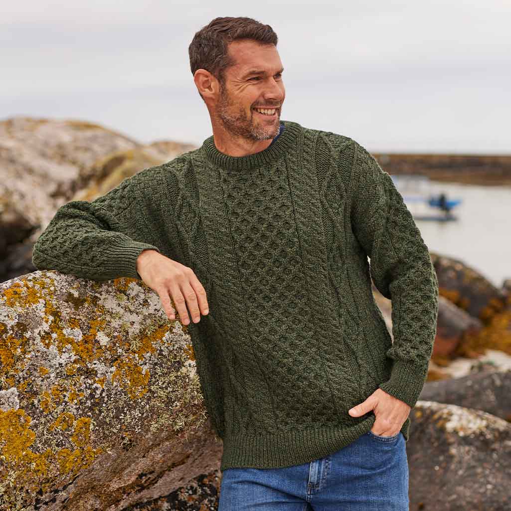 Men's Fisherman Lightweight Crew Neck Heritage Sweater - Image 4
