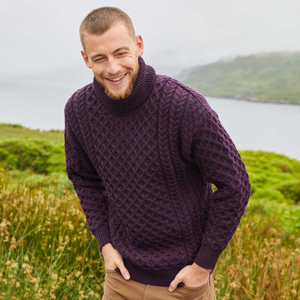 Men's Signature Fisherman Turtleneck Wool Sweater - Image 4