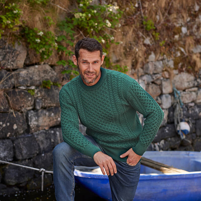 Men's Traditional Crew Neck Aran Sweater - Image 3