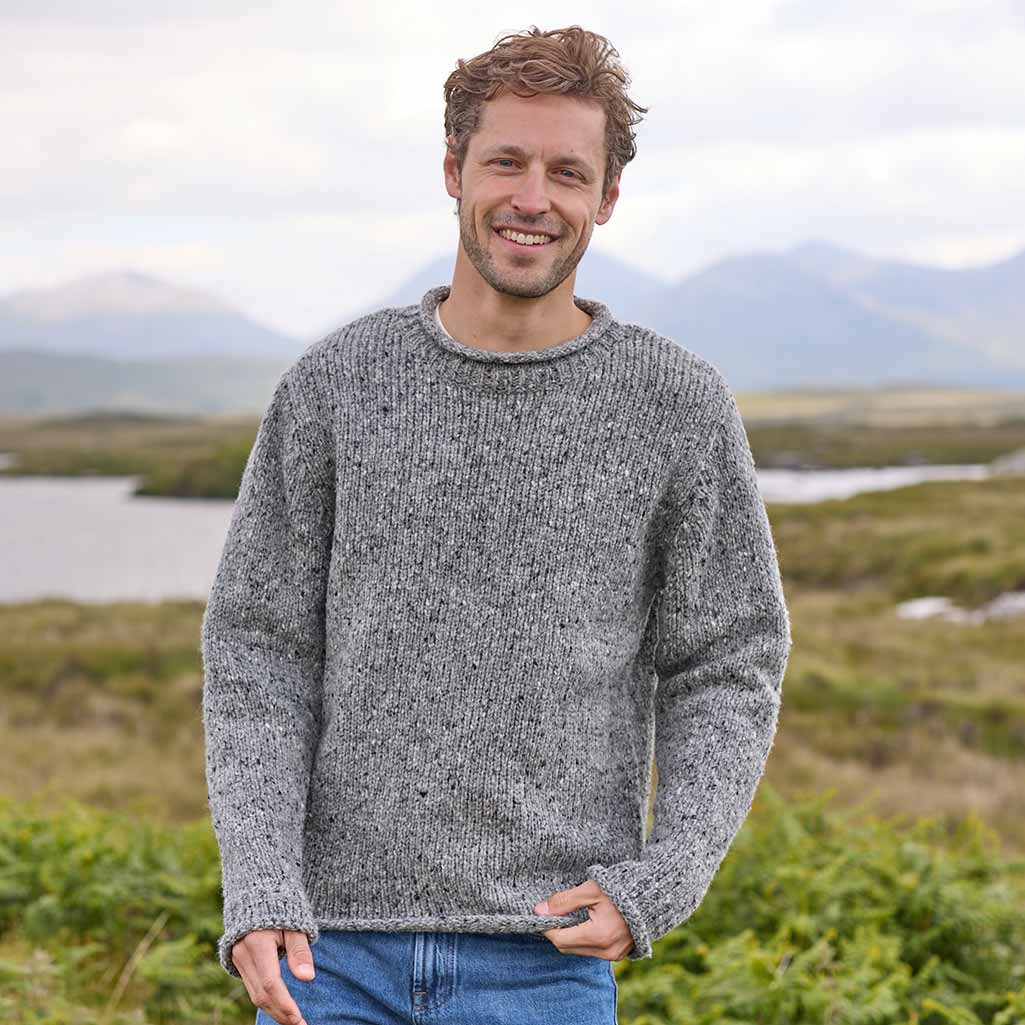 Men's Traditional Fisherman Irish Wool Sweater - Image 5
