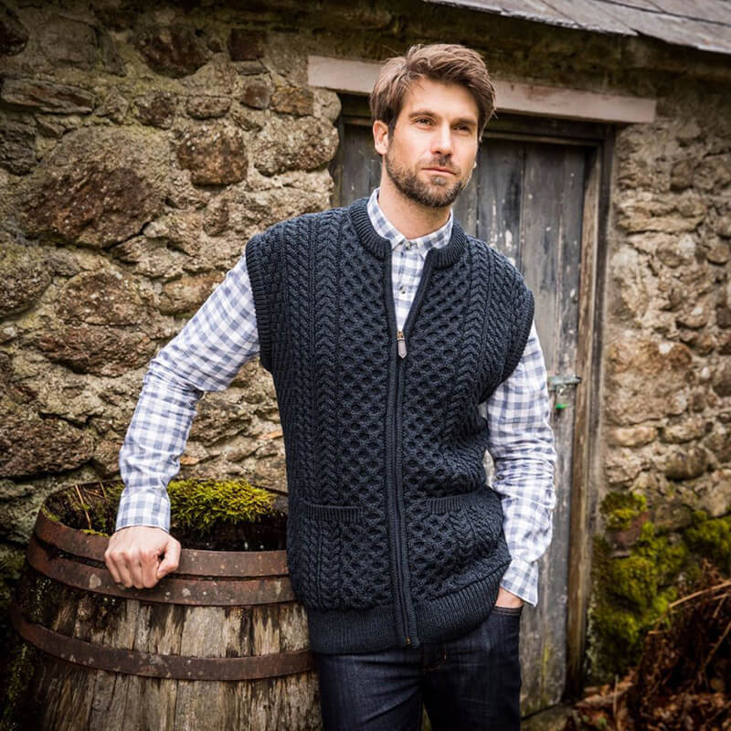Men's Traditional Fisherman Zipper Vest - Image 3