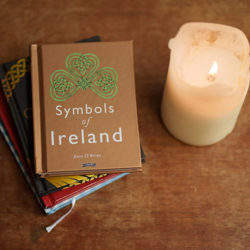 Symbols of Ireland Book - Image 2