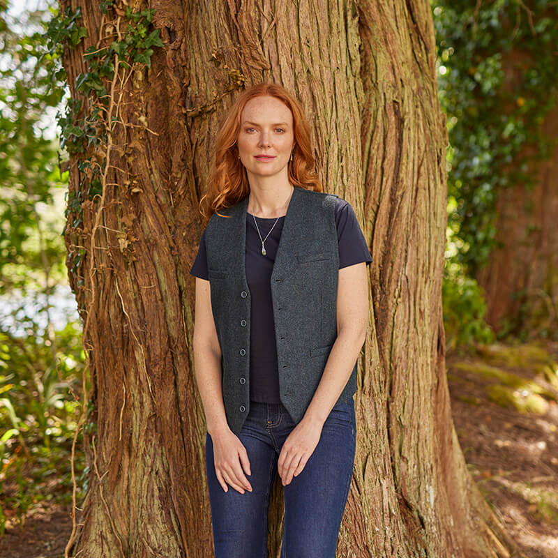 Women's Herringbone Irish Tweed Vest - Image 6